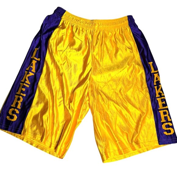 Los Angeles Lakers Adult Medium Basketball‎ Shorts NWOT - Picture 3 of 4